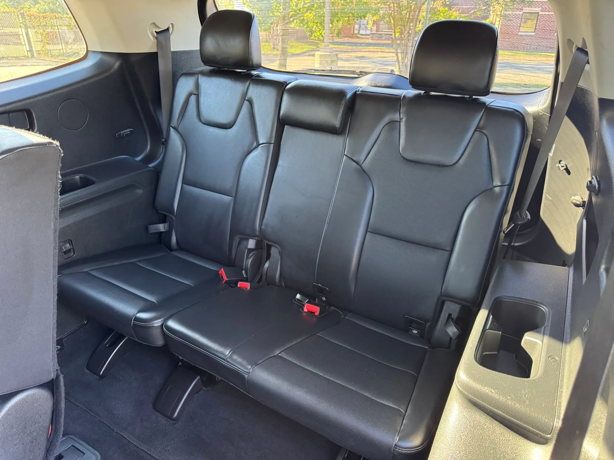 Used 2020 Kia Telluride S w/ S 8 Passenger Seating Package AWD/4WD image 12