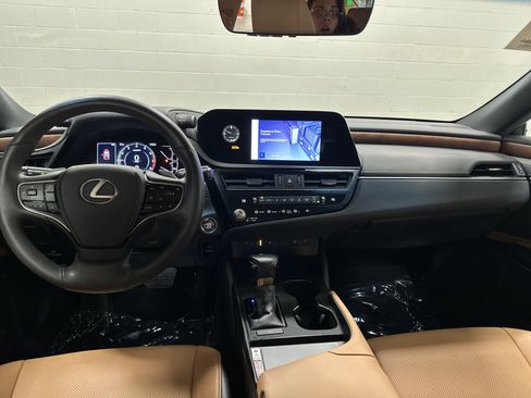 Used 2023 Lexus ES 350 w/ Premium Package image 29