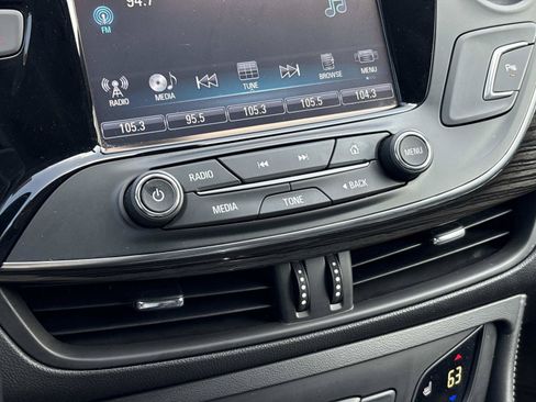Used 2017 Buick Envision Essence FWD image 26