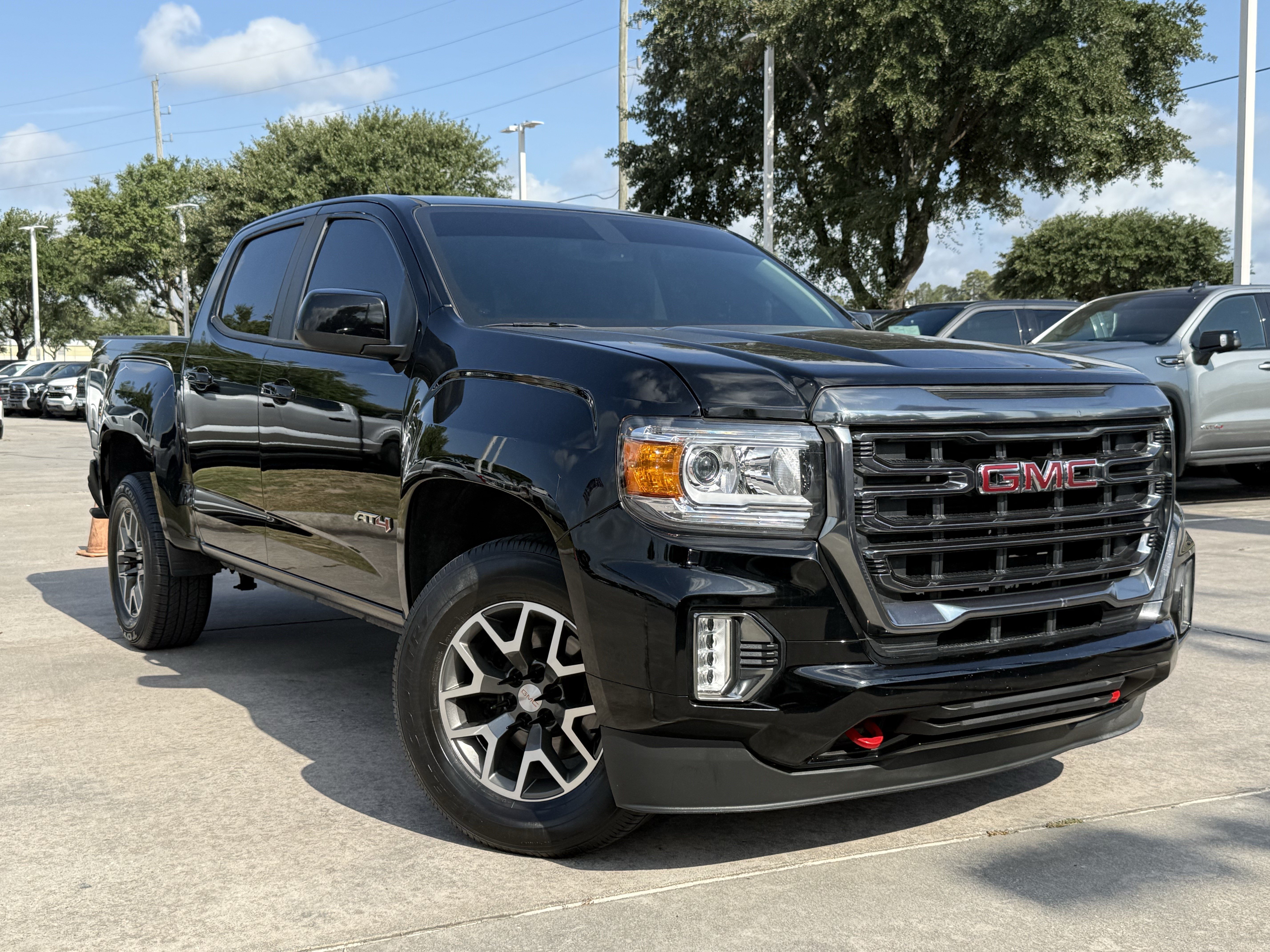 Used 2021 GMC Canyon AT4 w/ Trailering Package AWD/4WD image 2
