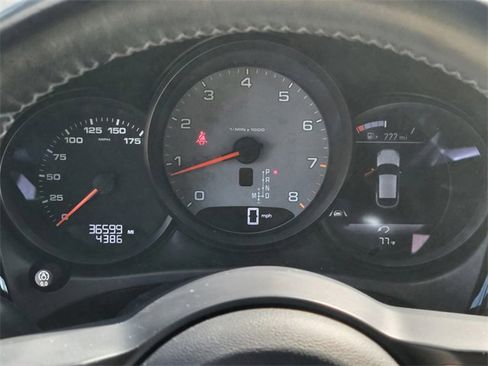 Used 2020 Porsche Macan S image 24