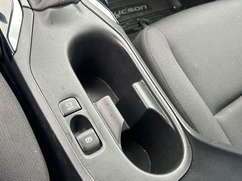 Used 2024 Toyota Corolla LE image 33