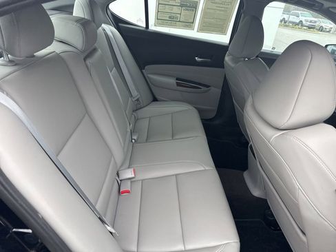 Used 2016 Acura TLX V6 image 26
