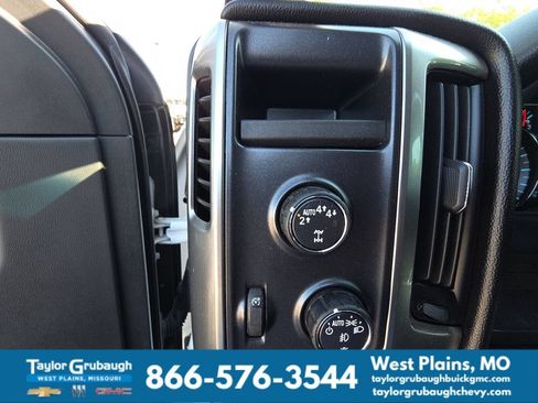 Used 2018 Chevrolet Silverado 1500 LT w/ All Star Edition AWD/4WD image 21