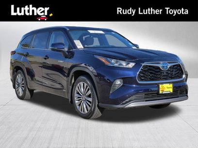 Used 2021 Toyota Highlander Platinum