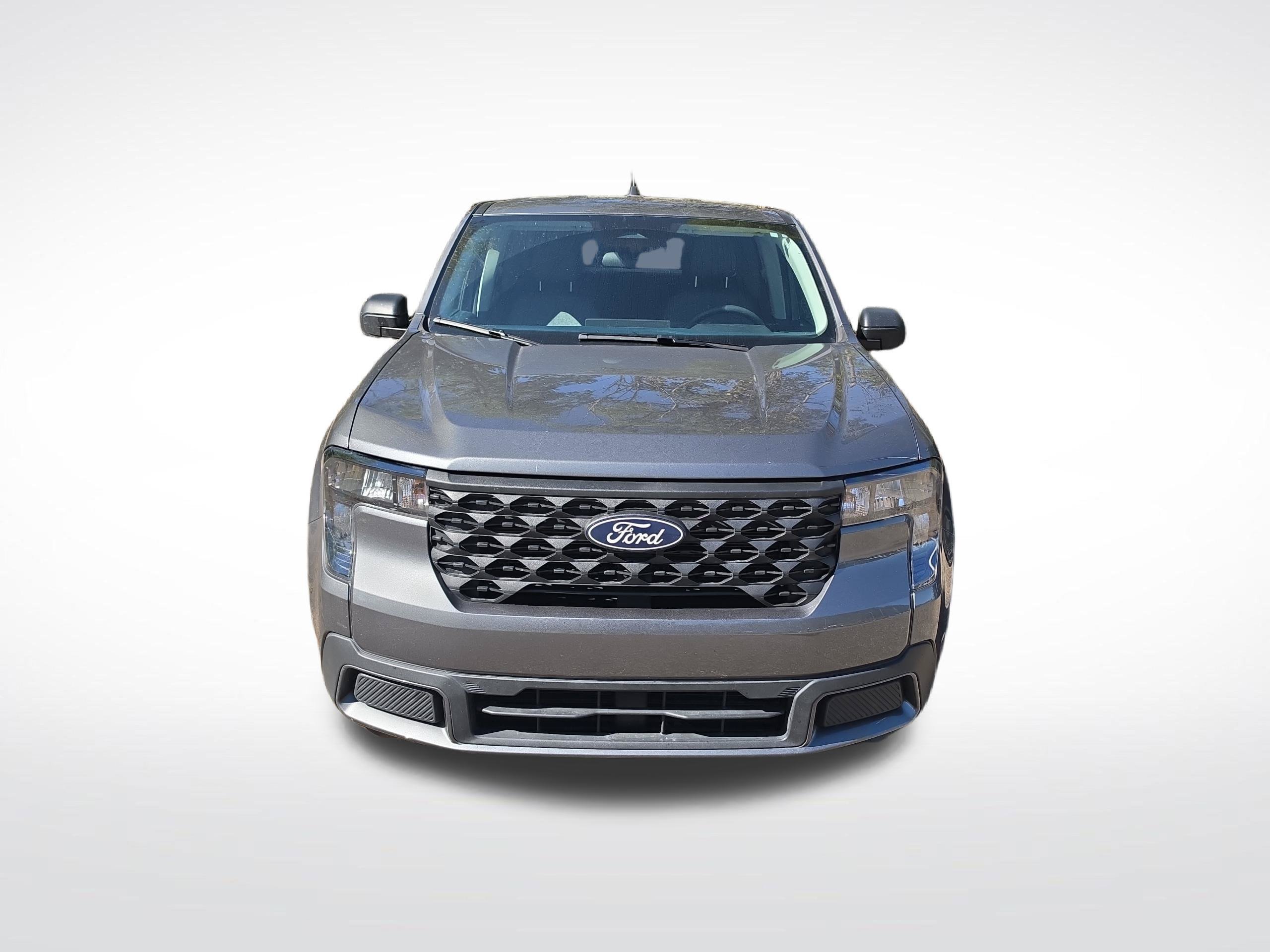 Used 2025 Ford Maverick XLT FWD image 2