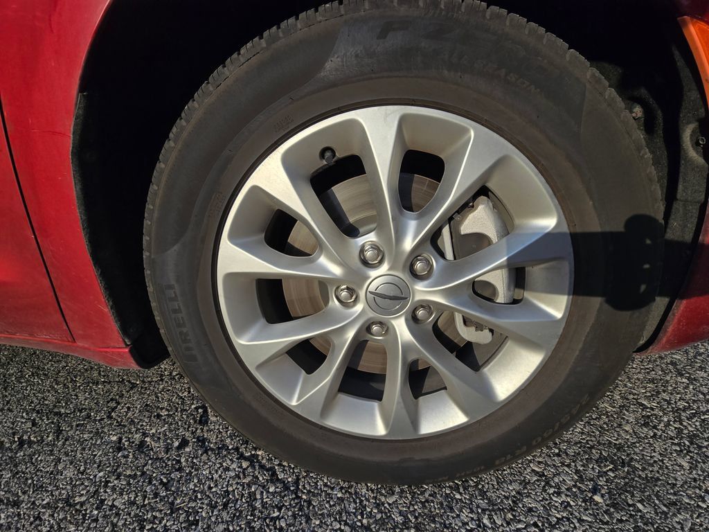 Used 2025 Chrysler Pacifica Select AWD/4WD image 20