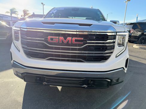 Used 2024 GMC Sierra 1500 SLT image 47