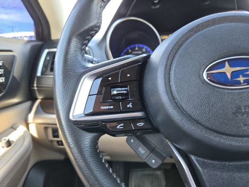 Used 2018 Subaru Outback 3.6R Limited image 17