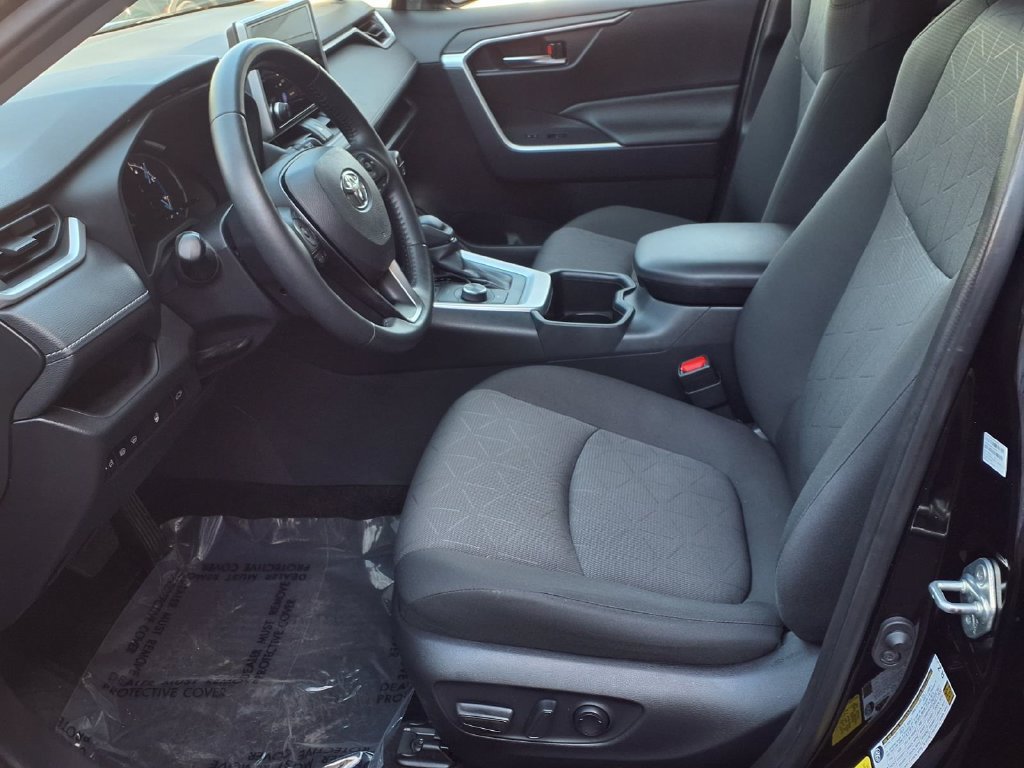 Certified 2023 Toyota RAV4 XLE w/ Convenience Package AWD/4WD image 19