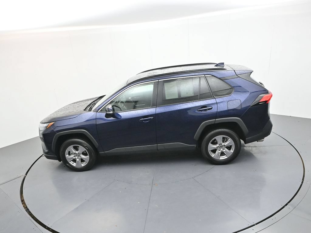 Used 2025 Toyota RAV4 XLE FWD image 25
