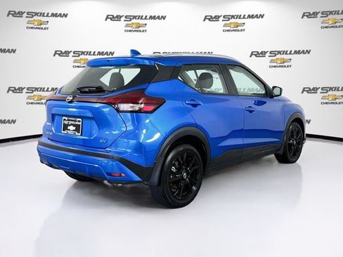 Used 2023 Nissan Kicks SV FWD image 7