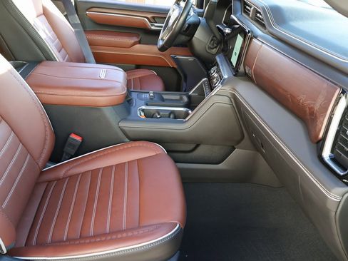 Used 2024 GMC Sierra 2500 Denali Ultimate w/ Max Trailering Package image 14