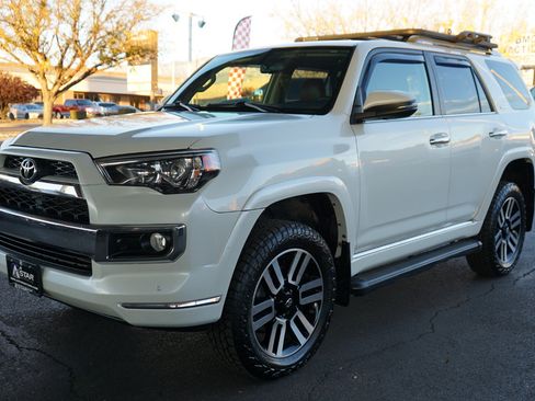 Used 2019 Toyota 4Runner SR5 image 7