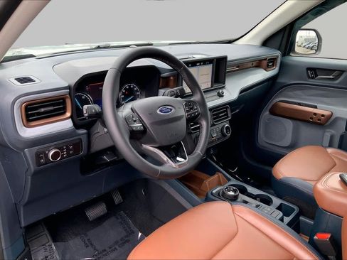 Used 2023 Ford Maverick Lariat FWD image 16