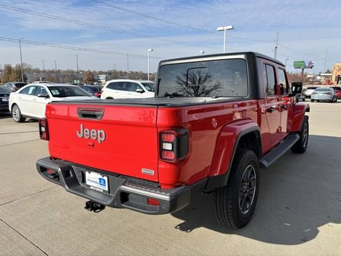 Used 2020 Jeep Gladiator Overland image 5