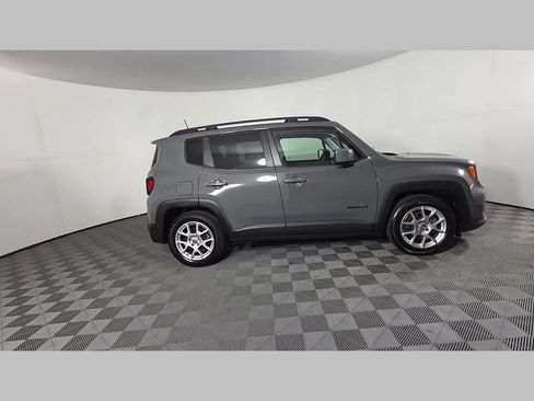 Used 2021 Jeep Renegade Latitude FWD image 40