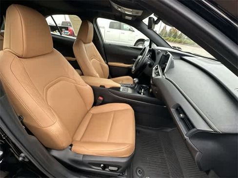 Used 2023 Lexus UX 250h AWD w/ Premium Package image 22