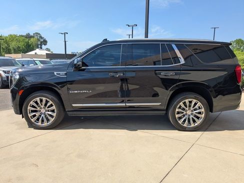 Used 2021 GMC Yukon Denali image 5