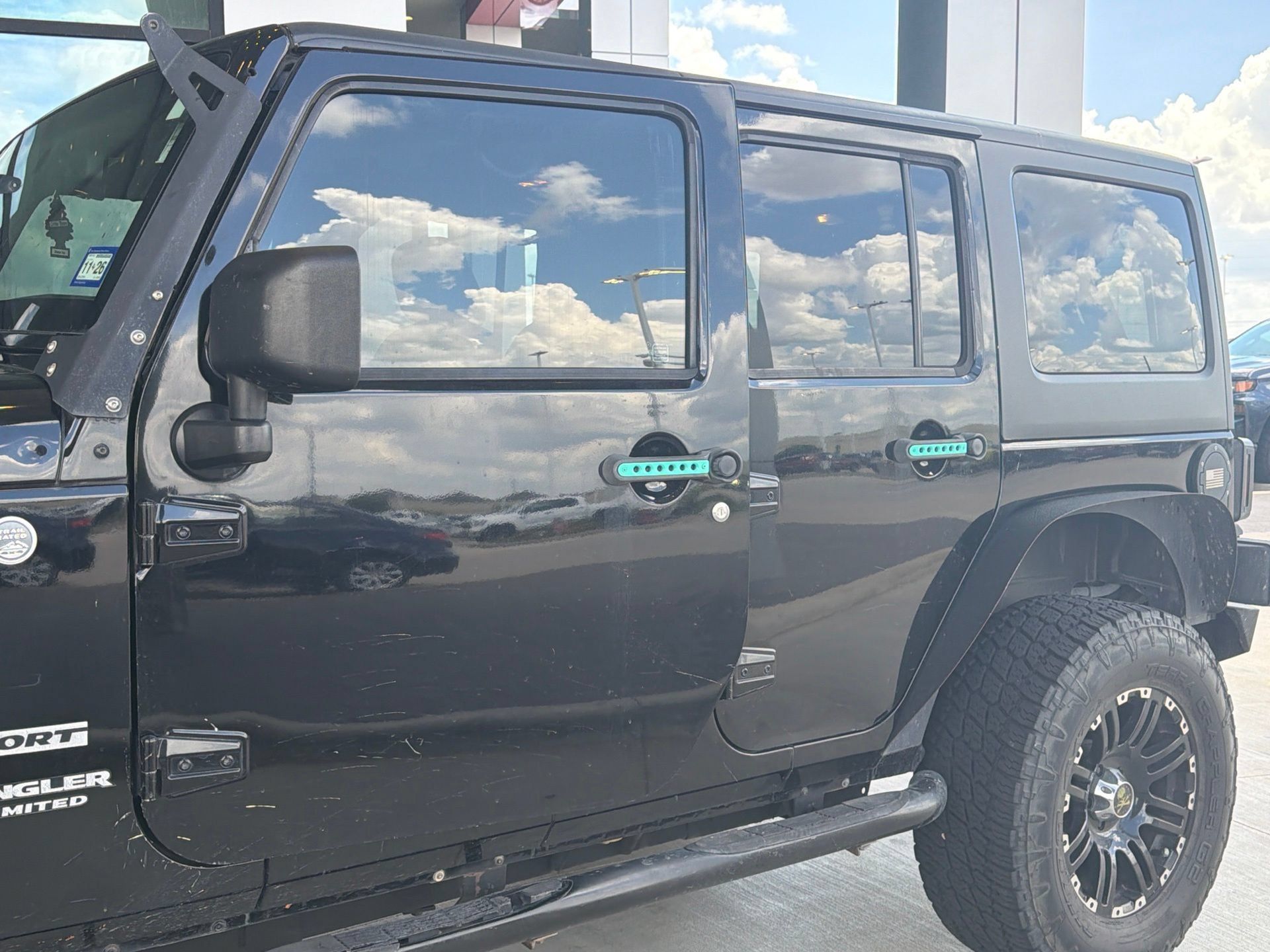 Used 2014 Jeep Wrangler Unlimited Sport w/ Quick Order Package 24S AWD/4WD image 7