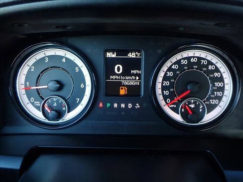 Used 2021 RAM 1500 Classic SLT image 24