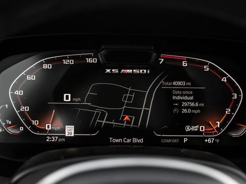 Used 2022 BMW X5 M50i w/ Executive Package image 17