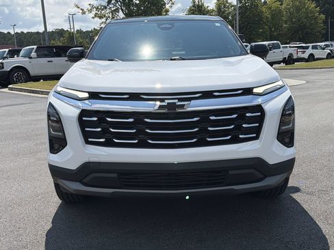 Used 2026 Chevrolet Equinox LT w/ Convenience Package II FWD image 32