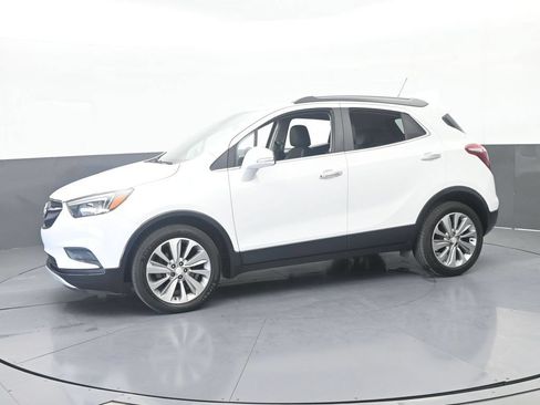 Used 2019 Buick Encore Preferred w/ Safety Package FWD image 2