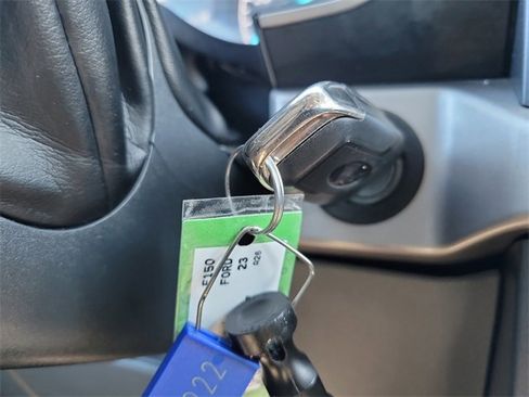 Used 2023 Ford F150 XLT image 30