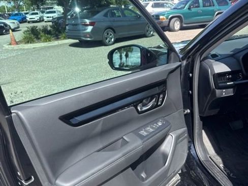 Used 2024 Honda CR-V EX-L image 4