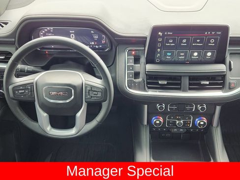 Used 2024 GMC Yukon SLT AWD/4WD image 27