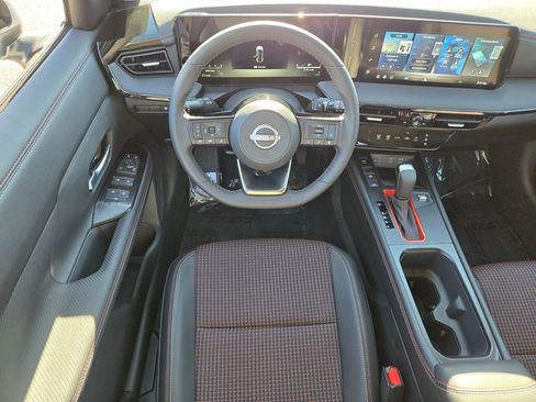 New 2026 Nissan Kicks SR image 8