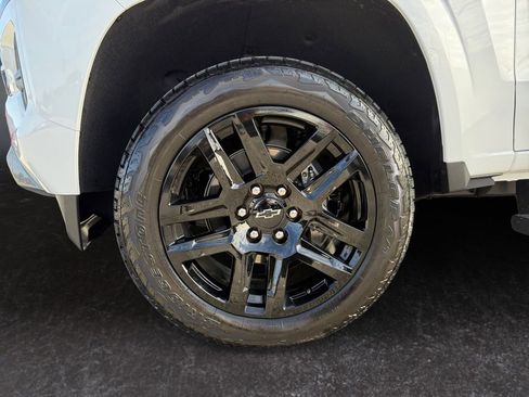 Used 2025 Chevrolet Colorado Z71 w/ Z71 Convenience Package 2 image 9