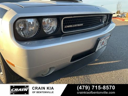 Used 2010 Dodge Challenger R/T image 10