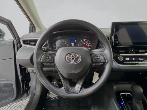 Used 2024 Toyota Corolla LE image 18