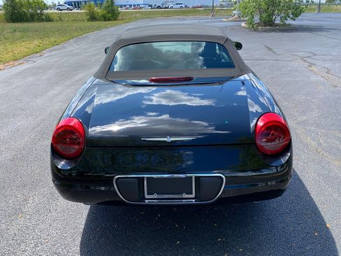 Used 2002 Ford Thunderbird Deluxe image 12