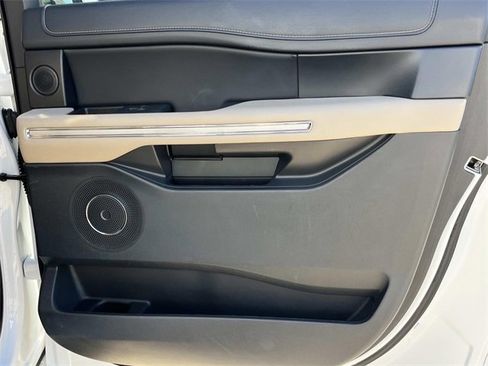 Certified 2024 Ford Expedition Max Limited image 23