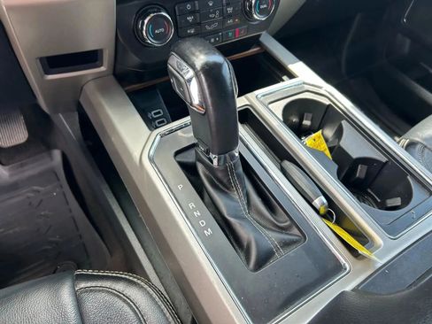 Used 2020 Ford F150 Lariat image 26