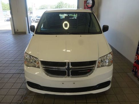 Used 2016 Dodge Grand Caravan SE w/ Quick Order Package 29E SE FWD image 8