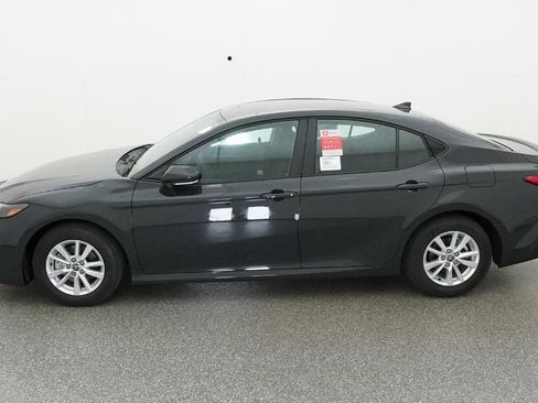 New 2026 Toyota Camry LE image 9