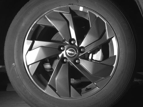 Used 2025 Nissan Rogue SV image 13