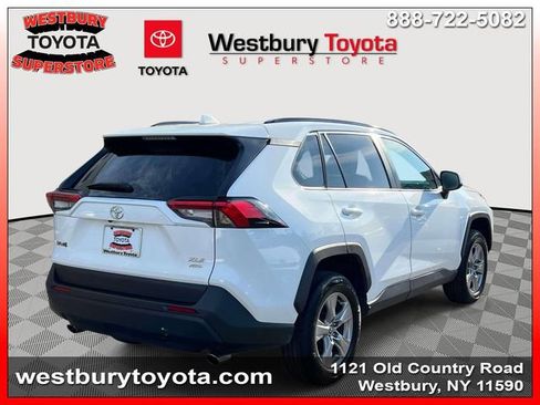 Certified 2025 Toyota RAV4 XLE AWD/4WD image 7