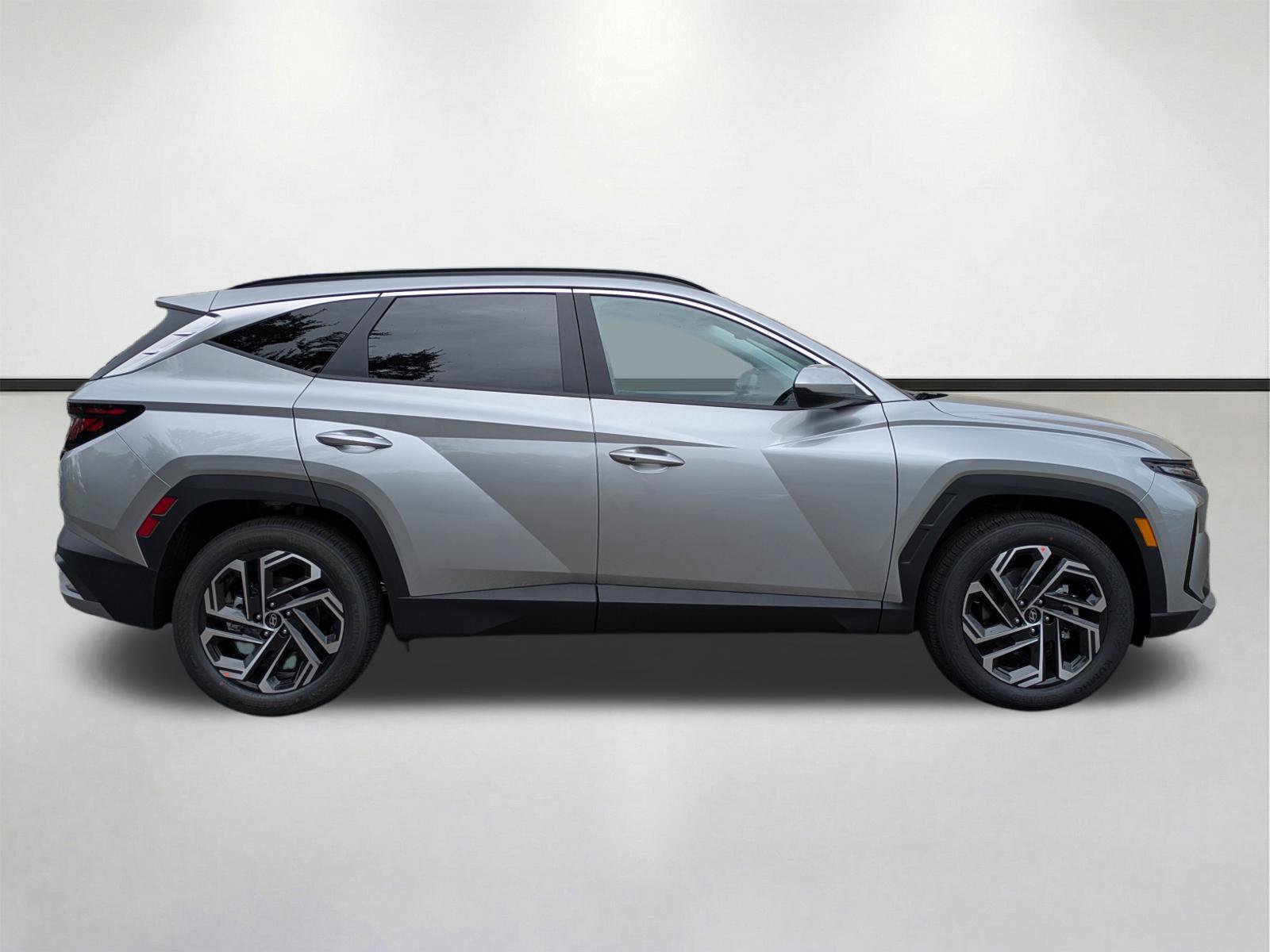 New 2026 Hyundai Tucson SEL Plus FWD image 4