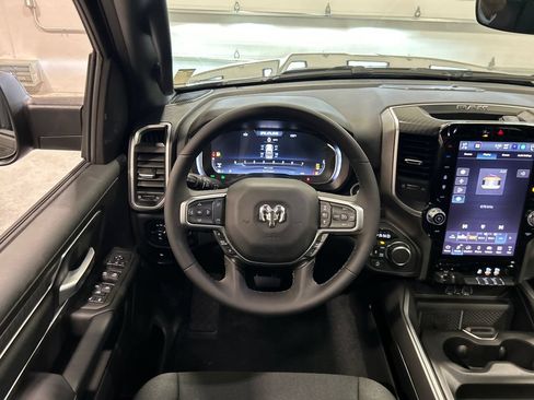 New 2026 RAM 1500 Big Horn AWD/4WD image 28