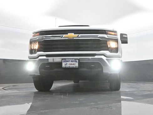 Used 2025 Chevrolet Silverado 2500 LT w/ Convenience Package AWD/4WD image 36