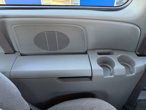 Used 2003 Dodge Grand Caravan Sport FWD image 80
