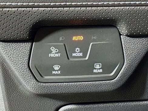 New 2026 Volkswagen Atlas SEL Premium R-Line AWD/4WD image 10