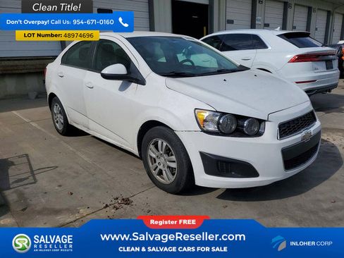 Used 2014 Chevrolet Sonic LT image 5