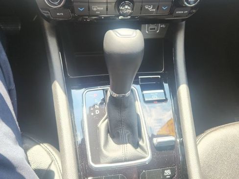 Used 2025 Jeep Compass Limited AWD/4WD image 18