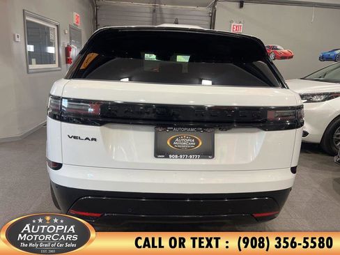 Used 2025 Land Rover Range Rover Velar Dynamic SE image 4